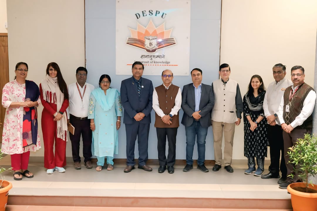 Visit by Dr Ajay Poddar, IEEE Fellow & Chief Scientist, Synergy Microwave, NJ, USA